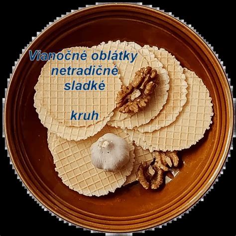 Porovnanie fondánu a jedlej oblátky